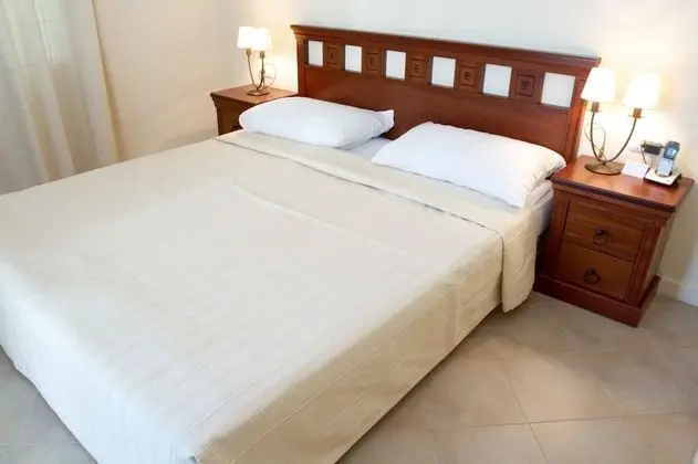 Apart Daire, 2 Yatak Odası, Balkon, Bahçe Manzaralı