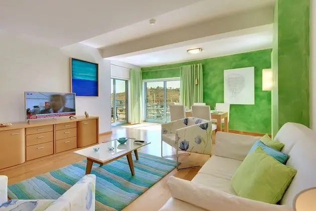 Apart Daire, 1 Yatak Odası, Balkon, Marina Manzaralı