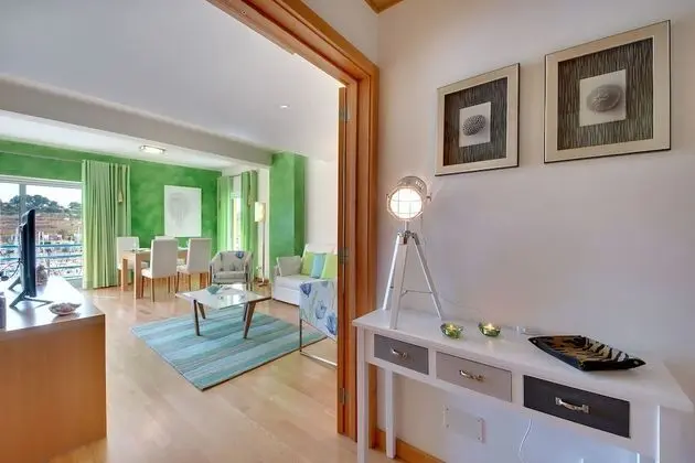 Apart Daire, 1 Yatak Odası, Balkon, Marina Manzaralı