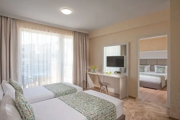 Ev, 2 Yatak Odası, Balkon