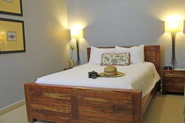 Standard Oda, 1 Büyük (Queen) Boy Yatak, Manzaralı