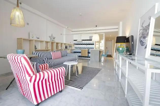 Suite Seaview 2 Adults & 2 Children