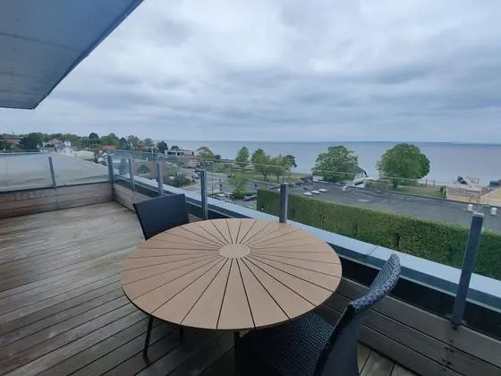 Panoramic Çatı Katı Süiti (Penthouse)