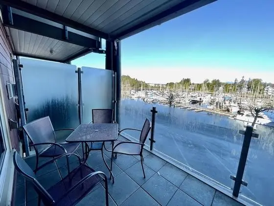 Daire (Marina View on the Harbour)