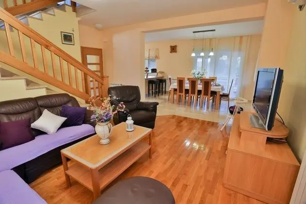 Villa, Kişiye Özel Havuzlu
