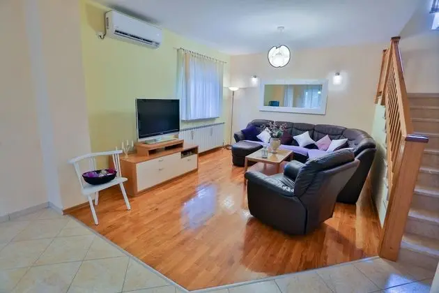 Villa, Kişiye Özel Havuzlu