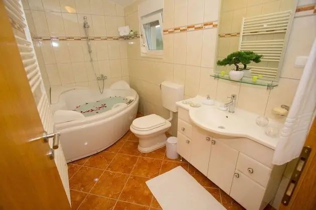 Villa, Kişiye Özel Havuzlu