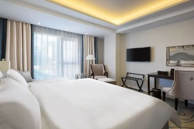 Comfort Tek Büyük Yataklı Oda