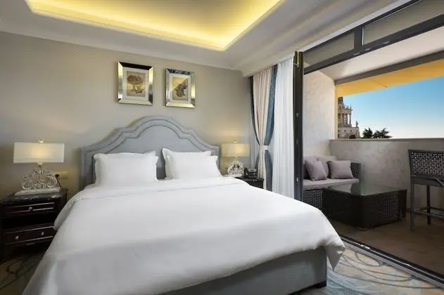 Deluxe Tek Büyük Yataklı Oda, Balkon, Deniz Manzaralı