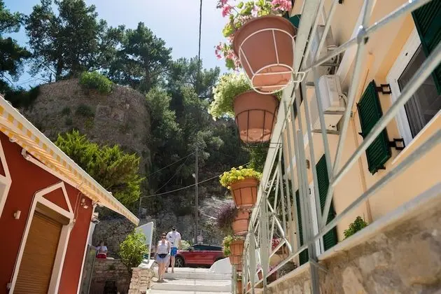 Tek Büyük Yataklı Oda (Castle View)