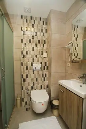 Standard Tek Büyük Yataklı Oda