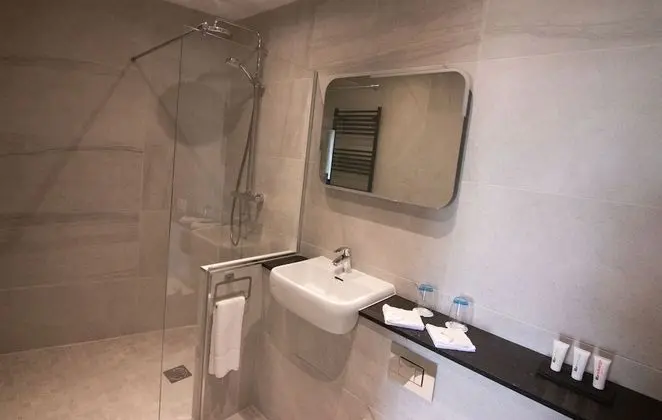 Luxury Tek Büyük veya İki Ayrı Yataklı Oda