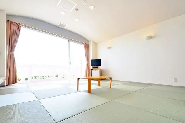 Oda, Sigara İçilebilir (Japanese Style With Shared Bath)