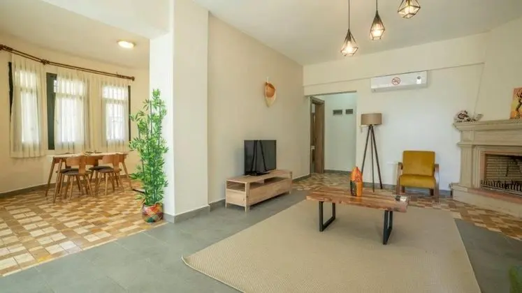 2+1 Daire, Deniz veya Havuz Manzaralı, Verandalı