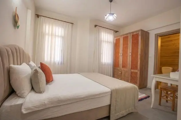 2+1 Daire, Deniz veya Havuz Manzaralı, Verandalı