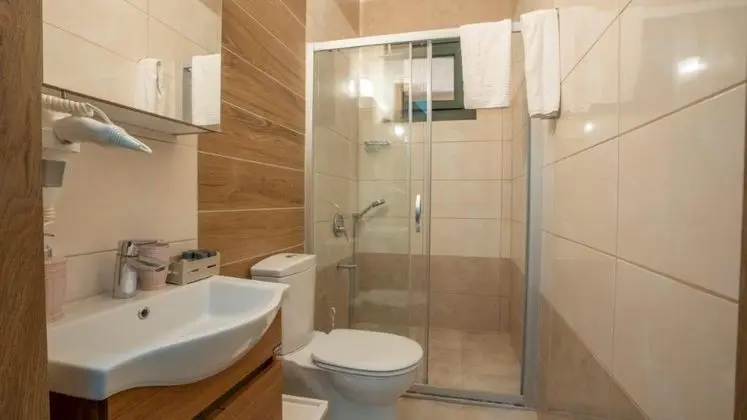 2+1 Daire, Deniz veya Havuz Manzaralı, Verandalı