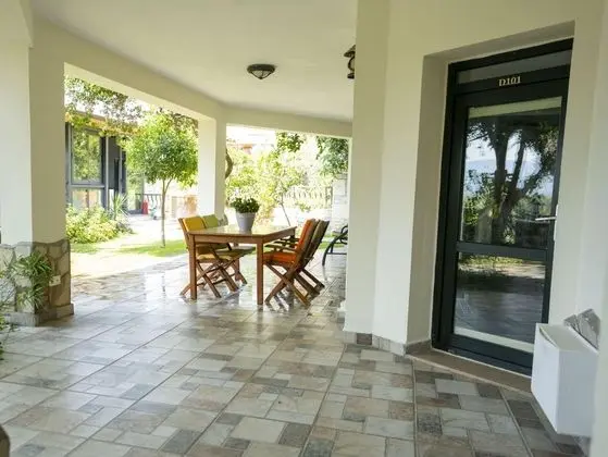 2+1 Daire, Deniz veya Havuz Manzaralı, Verandalı