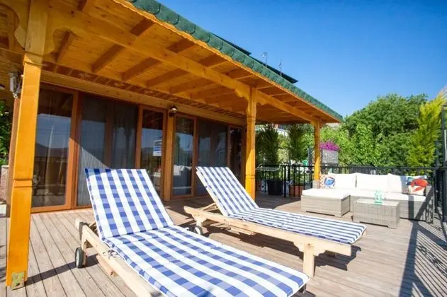 Balayı Odası, Deniz Manzaralı, Teraslı