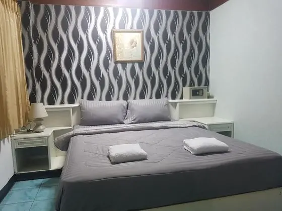 Standard Oda, 1 En Büyük (King) Boy Yatak, Sigara İçilebilir