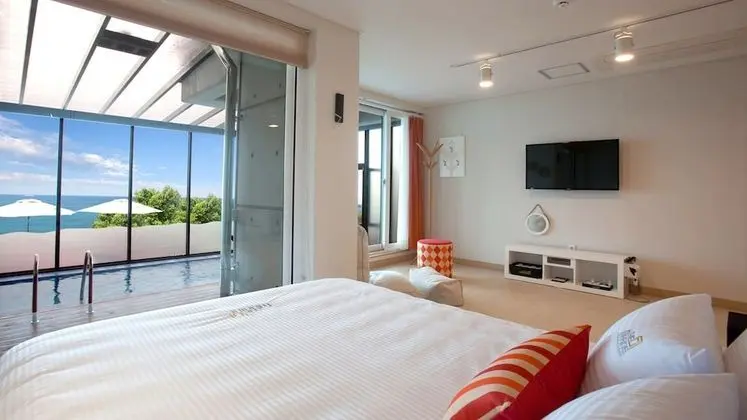 Villa, Kişiye Özel Havuzlu