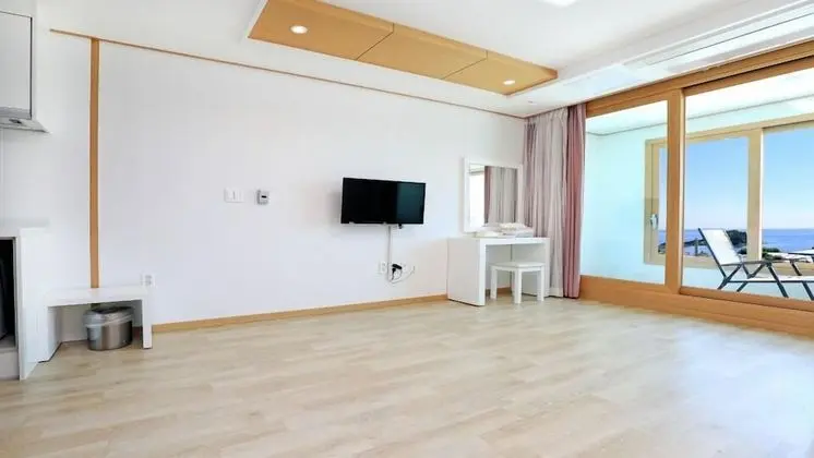 Ondol Room