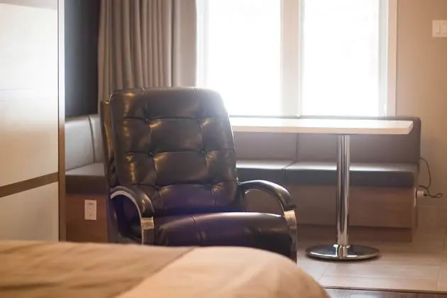 Marineau +, with a wall bed