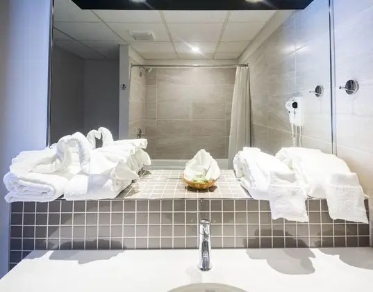 Deluxe Oda, Nehir Manzaralı (Marineau+)