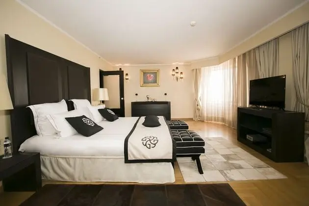 Vice-Presidential Suite