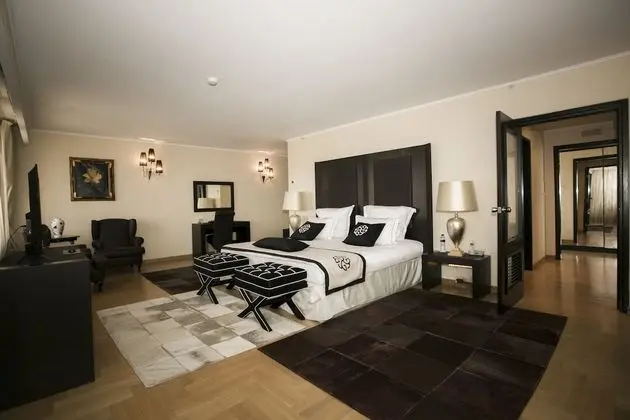 Vice-Presidential Suite