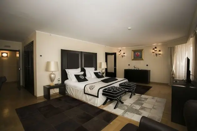Vice-Presidential Suite