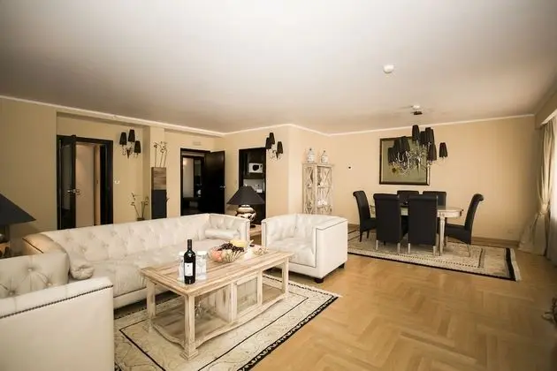 Vice-Presidential Suite