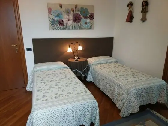 Comfort Tek Büyük veya İki Ayrı Yataklı Oda (Luna)