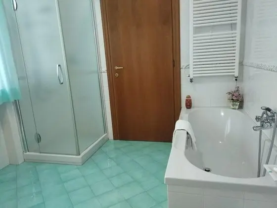 Comfort Tek Büyük veya İki Ayrı Yataklı Oda (Luna)