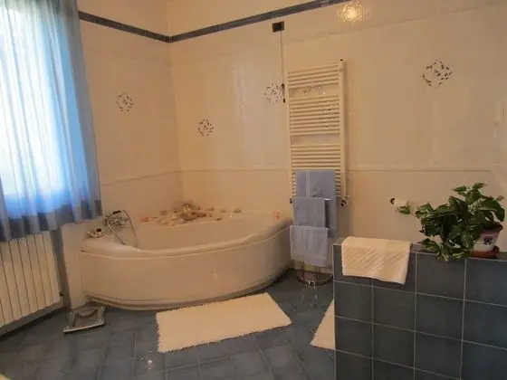 Tek Büyük Yataklı Oda (Sole)