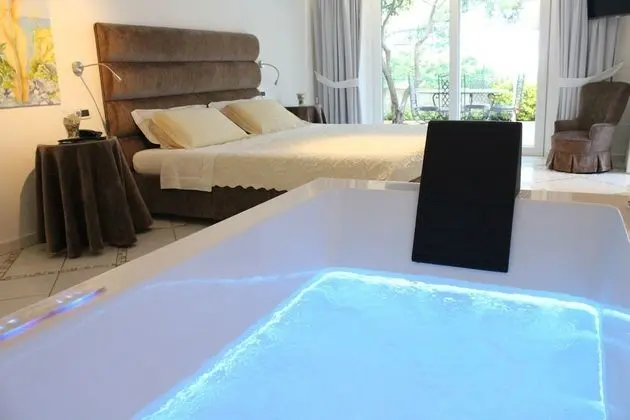 Superior Büyük Yataklı Tek Kişilik Oda, 1 En Büyük (King) Boy Yatak, Sıcak Su Küveti