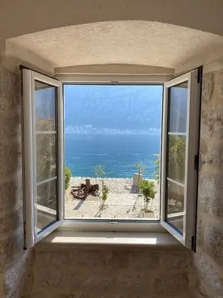 Deluxe Tek Büyük Yataklı Oda, Deniz Manzaralı