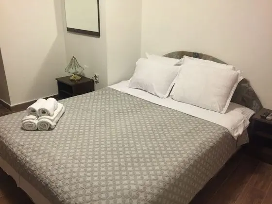 Tek Büyük Yataklı Oda, Bahçe Manzaralı