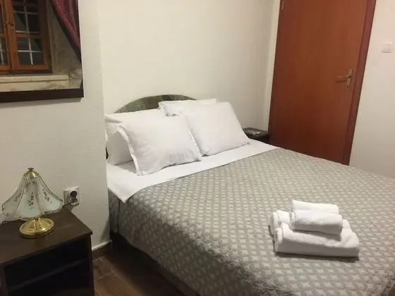 Tek Büyük Yataklı Oda, Bahçe Manzaralı