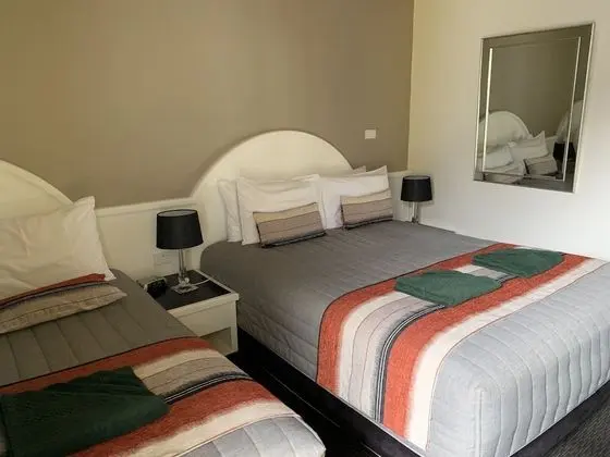 Deluxe Üç Kişilik Oda