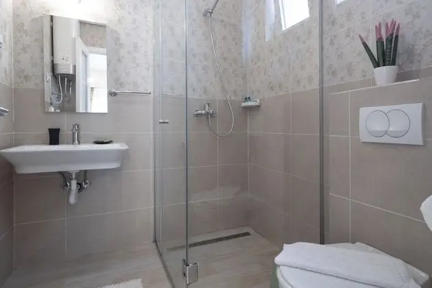 Romantic Stüdyo Süit, Sigara İçilmez, Bahçe Manzaralı