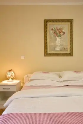 Romantic Tek Büyük Yataklı Oda