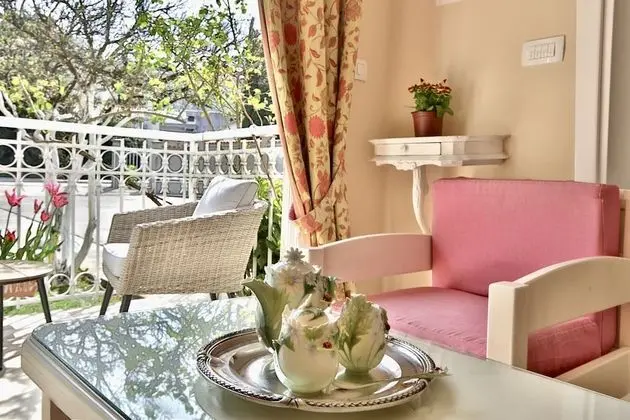 Romantic Tek Büyük Yataklı Oda
