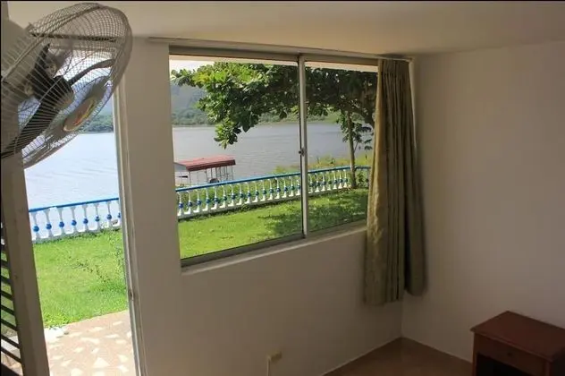 Superior Oda, Özel Banyo, Lagün Manzaralı