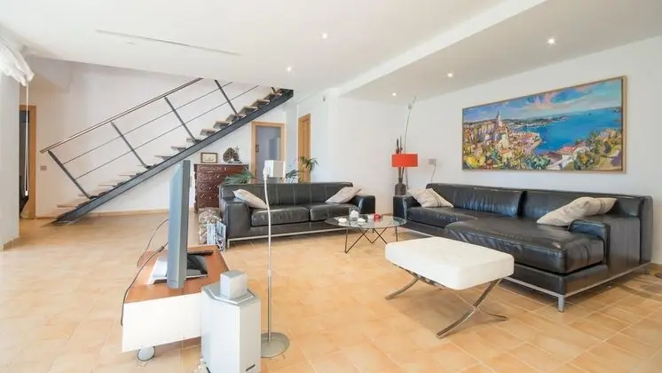 Apart Daire, 5 Yatak Odası