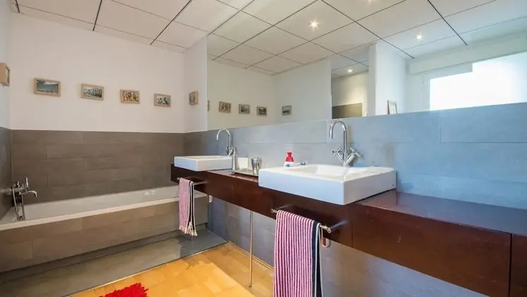 Apart Daire, 5 Yatak Odası