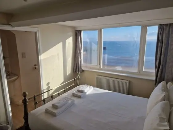 Tek Büyük Yataklı Oda, Deniz Manzaralı