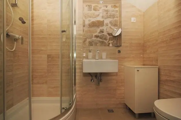 Superior Apart Daire, Marina Manzaralı