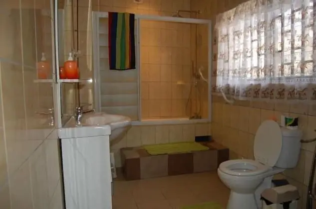 Standard Tek Büyük veya İki Ayrı Yataklı Oda, Özel Banyo