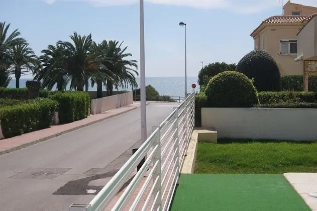 Apart Daire, 2 Yatak Odası, Teras, Bahçe Manzaralı