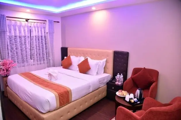 Deluxe Tek Büyük veya İki Ayrı Yataklı Oda